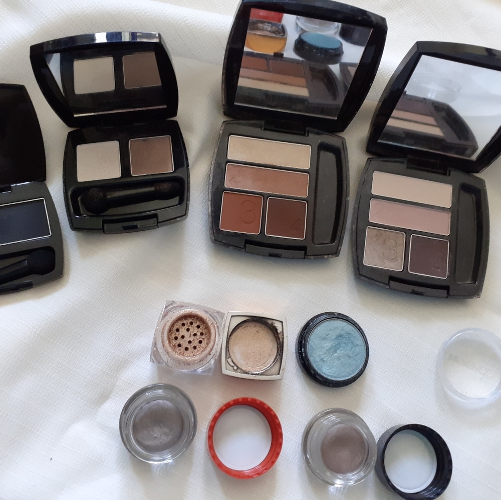 Makeup bundle